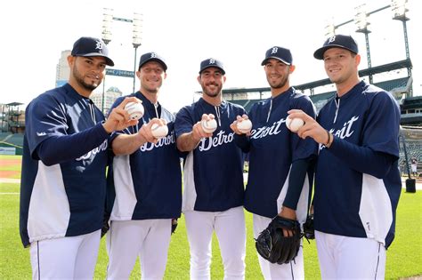 detroit tigers on twitter roster